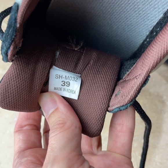 Shimano Mountain Biking Shoes Women’s 7 Men’s 5.5 - Picture 10 of 11